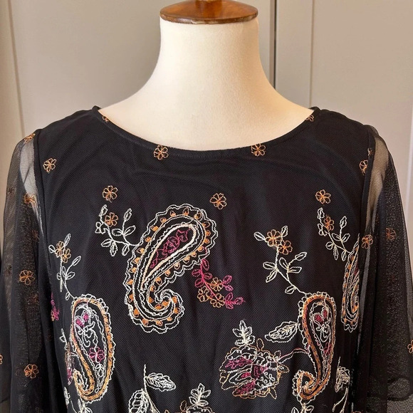 Adrianna Papell Black Embroidered Sheath Dress Size 6 - Picture 4 of 10